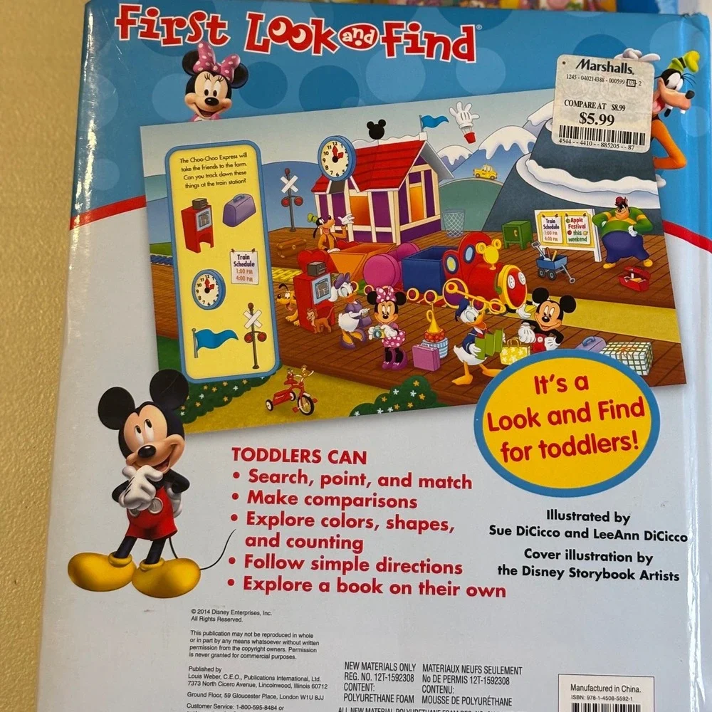 Disney Mickey‎ Mouse On The Go Book